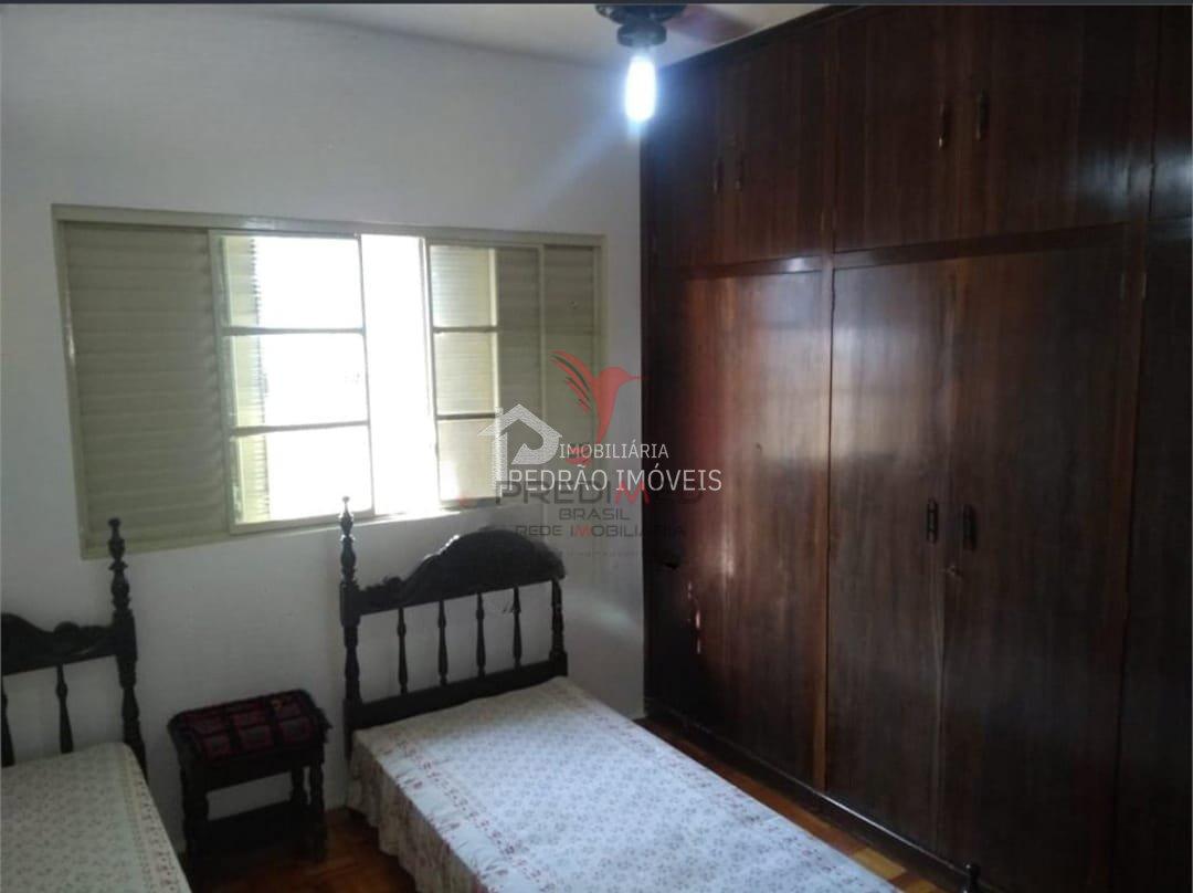 Casa de 2 quartos, 259m&sup2; no bairro Centro, em Len&ccedil;&oacute;is Paulista  Lençóis Paulista - 