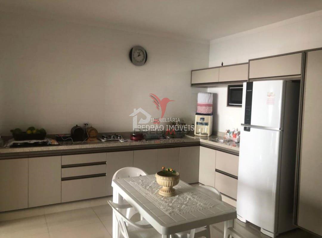 Casa de 162m&sup2; no bairro Jardim Jo&atilde;o Paccola, em Len&ccedil;&oacute;is Paulista  Lençóis Paulista - 