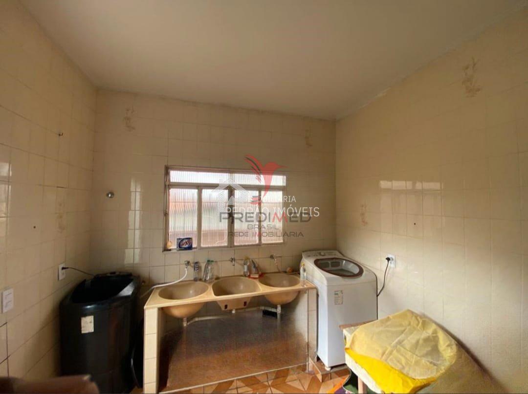 Casa de 3 quartos, 324m&sup2; no bairro Parque Residencial Rondon, em Len&ccedil;&oacute;is Paulista  Lençóis Paulista - 