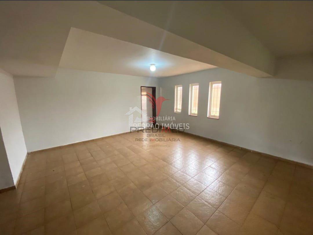 Casa de 3 quartos, 324m&sup2; no bairro Parque Residencial Rondon, em Len&ccedil;&oacute;is Paulista  Lençóis Paulista - 