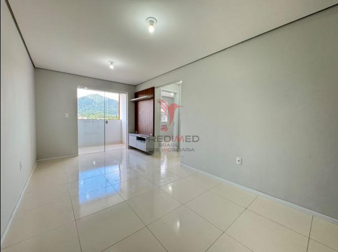 Apartamento semi mobiliado no Bairro Rau Rua Alberto Klitzke Jaraguá do Sul - 