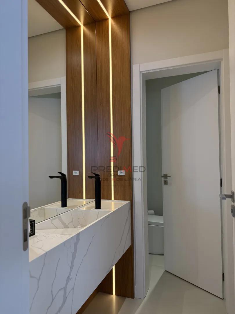 Casa Floren&ccedil;a: O &Aacute;pice do Luxo e Tecnologia no Condom&iacute;nio Caled&ocirc;nia Rua Ivo Jose Rebello - - 