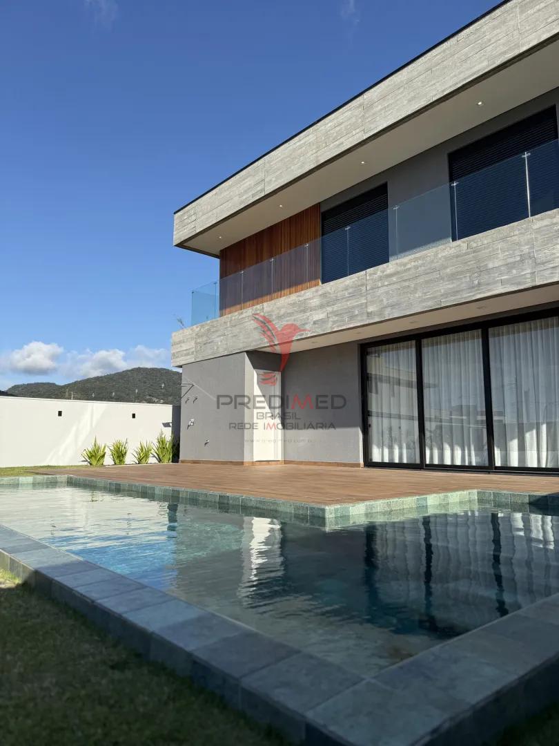 Casa Floren&ccedil;a: O &Aacute;pice do Luxo e Tecnologia no Condom&iacute;nio Caled&ocirc;nia Rua Ivo Jose Rebello - - 