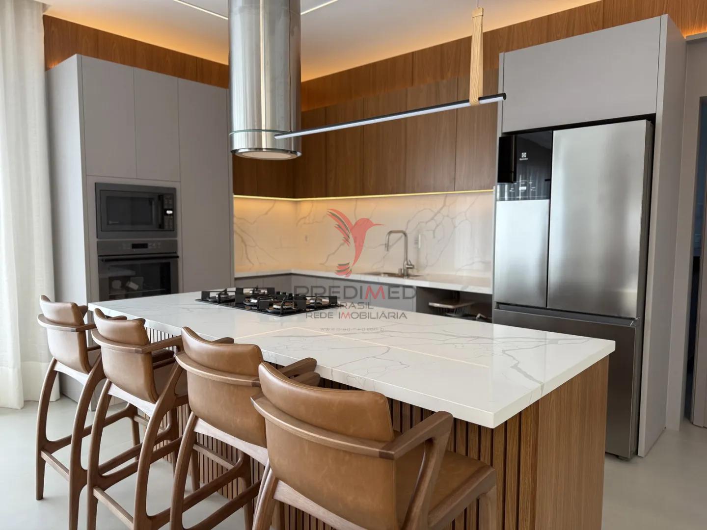 Casa Floren&ccedil;a: O &Aacute;pice do Luxo e Tecnologia no Condom&iacute;nio Caled&ocirc;nia Rua Ivo Jose Rebello - - 