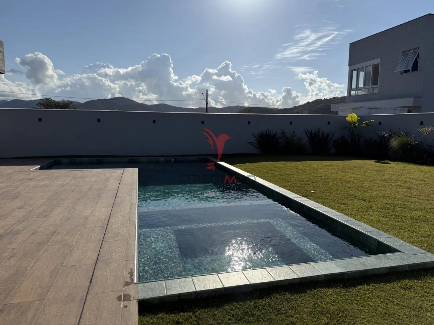 Casa Floren&ccedil;a: O &Aacute;pice do Luxo e Tecnologia no Condom&iacute;nio Caled&ocirc;nia Rua Ivo Jose Rebello - - 