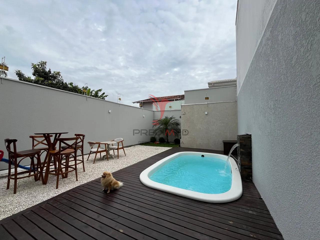 Sobrado Mobiliado e Decorado: Seu Ref&uacute;gio com Piscina, no bairro Dom Bosco em ITAJAI Rua Esperidião Graciliano da Silva Itajaí - 