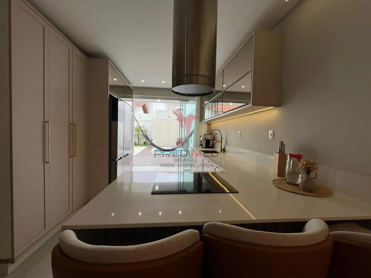 Sobrado Mobiliado e Decorado: Seu Ref&uacute;gio com Piscina, no bairro Dom Bosco em ITAJAI Rua Esperidião Graciliano da Silva Itajaí - 