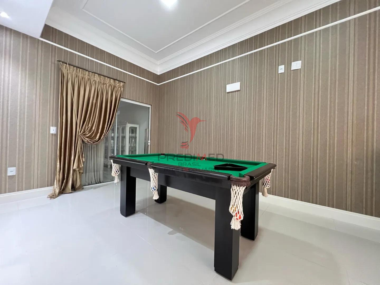 Amplitude e conforto para sua fam&iacute;lia no Via Veneto Rua 226 - - 