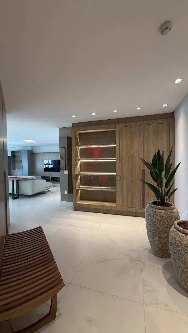 Apartamento de Luxo com 3 Su&iacute;tes e Ambientes Planejados Rua 202 - - 