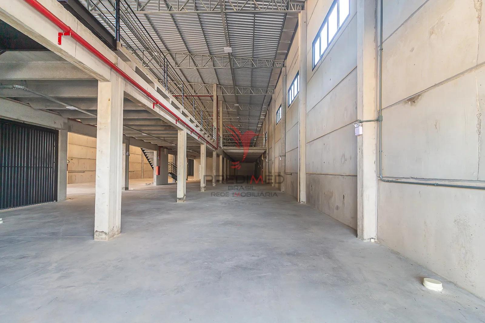 O Epicentro da Estrat&eacute;gia Log&iacute;stica: Galp&atilde;o Premium com Heliponto e Conectividade Rua Pedro Romão - - 