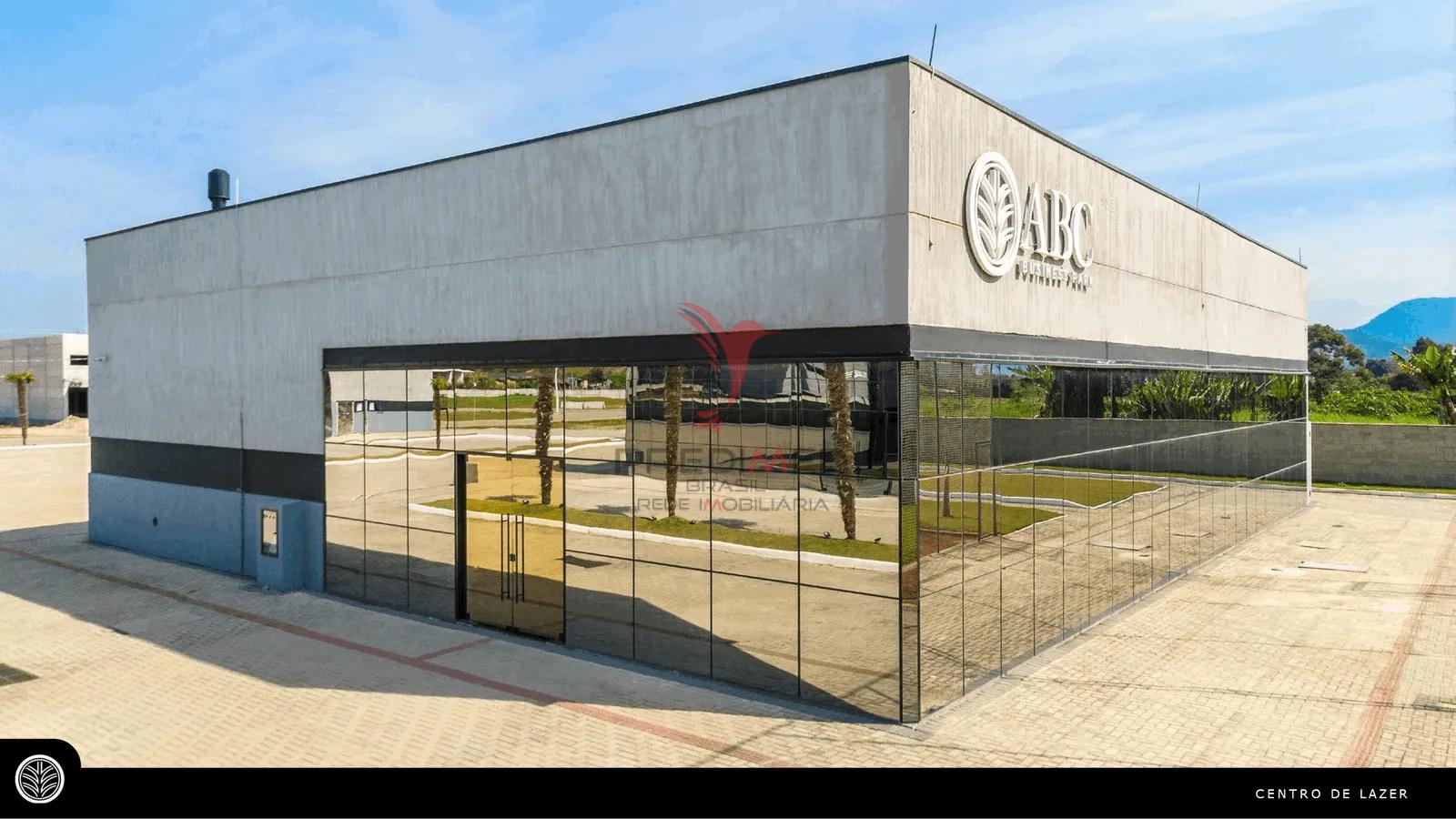 O Epicentro da Estrat&eacute;gia Log&iacute;stica: Galp&atilde;o Premium com Heliponto e Conectividade Rua Pedro Romão - - 