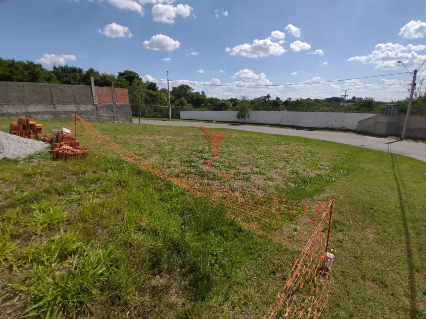 Lote plano, de esquina,  a venda no Condominio Garden Ville em Itu Rua Neusa Barbosa de Oliveira - - 