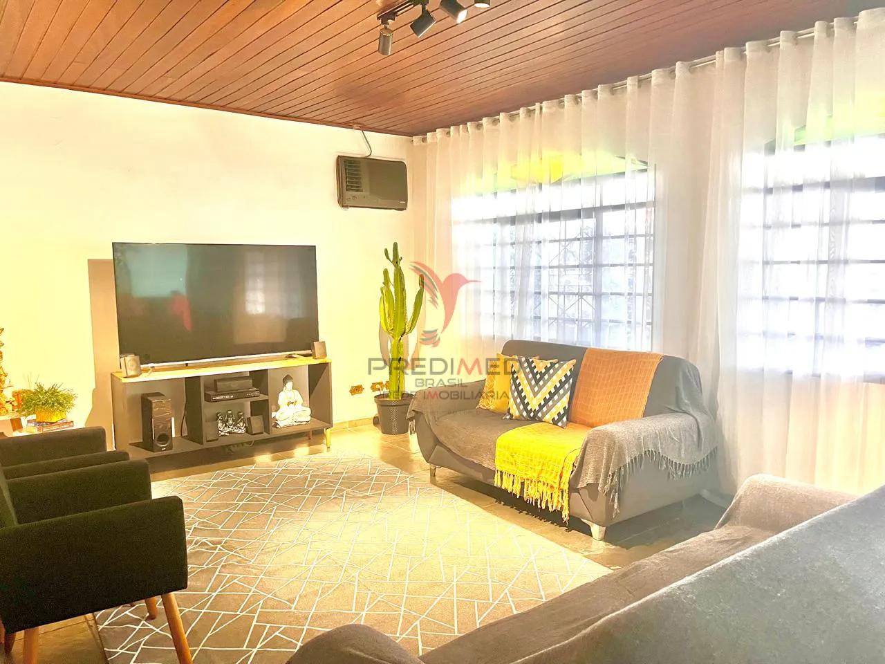 Casa t&eacute;rrea, com 3 quartos,  a venda no bairro Mayard em Itu Rua Doutor Antônio Sylvio Cunha Bueno - - 