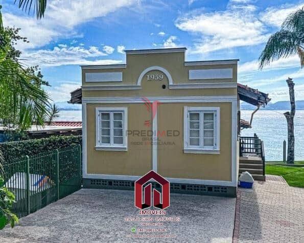 Casa Exclusiva Frente Mar em Florian&oacute;polis Cacup&eacute;  5 Quartos com Acesso Privativo &agrave; Praia Servidão Cacupé Florianópolis - 