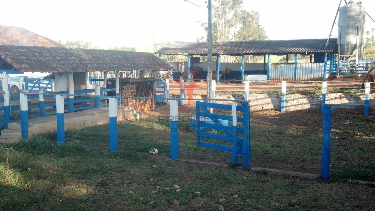 Fazenda diferenciada com 72 Alqueires &ndash; 100% Mecanizada &ndash; Pr&oacute;ximo &agrave; Heineken &ndash; Passos/MG  Passos - 