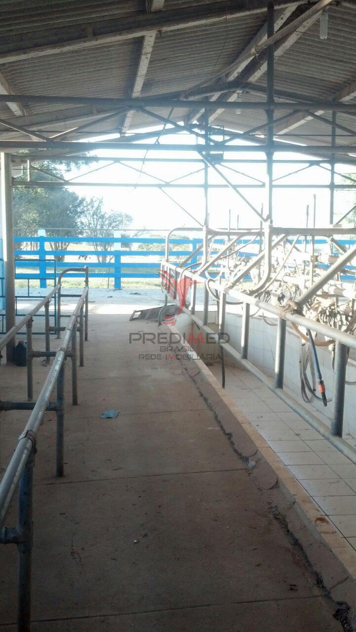 Fazenda diferenciada com 72 Alqueires &ndash; 100% Mecanizada &ndash; Pr&oacute;ximo &agrave; Heineken &ndash; Passos/MG  Passos - 