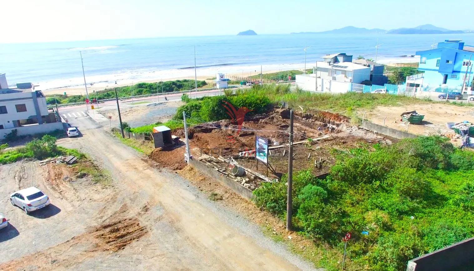 Exclusividade Quadra Mar: Terreno com Vista Permanente no Itacolom&iacute;, Balne&aacute;rio Pi&ccedil;arras Rua Albatroz - - 