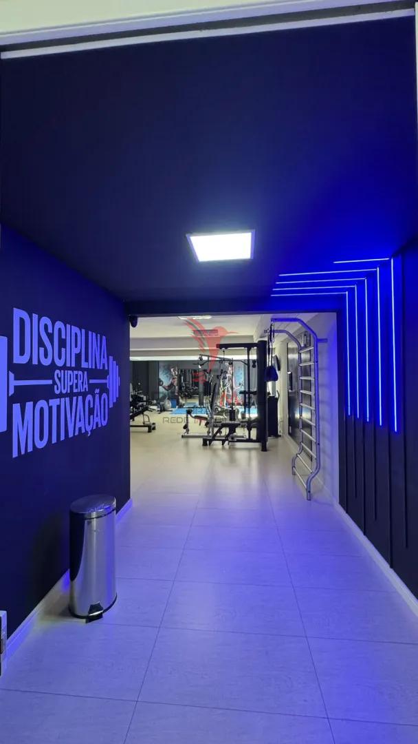 Edif&iacute;cio Santorini: Exclusividade e Luxo com 4 Su&iacute;tes no Cora&ccedil;&atilde;o de Meia Praia, Itapema Rua 250 - - 