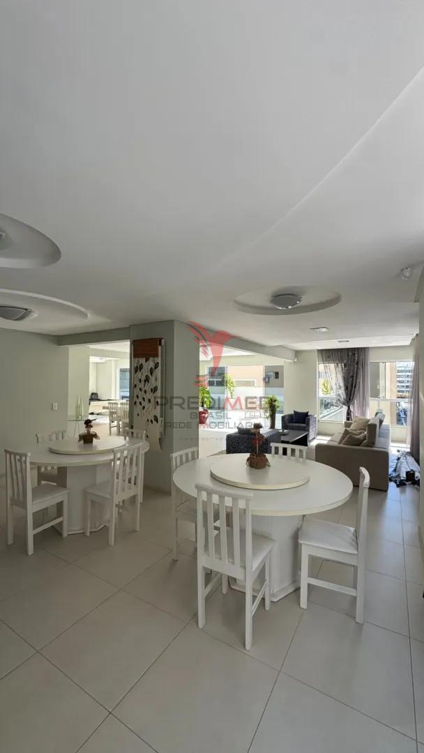 Edif&iacute;cio Santorini: Exclusividade e Luxo com 4 Su&iacute;tes no Cora&ccedil;&atilde;o de Meia Praia, Itapema Rua 250 - - 