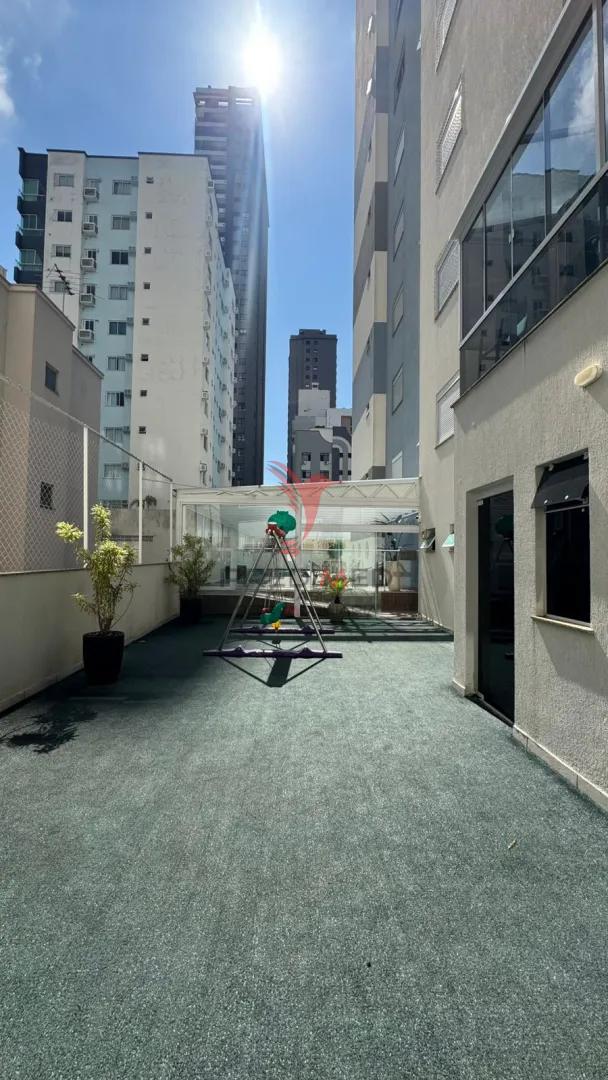 Edif&iacute;cio Santorini: Exclusividade e Luxo com 4 Su&iacute;tes no Cora&ccedil;&atilde;o de Meia Praia, Itapema Rua 250 - - 