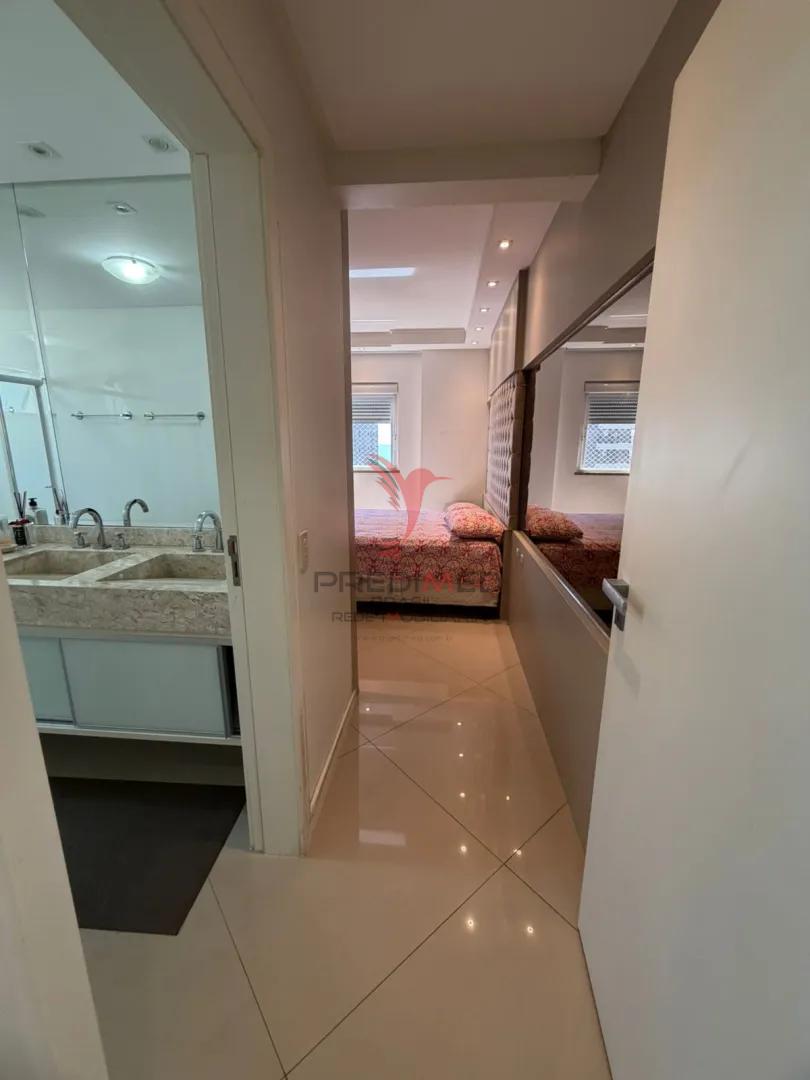 Edif&iacute;cio Santorini: Exclusividade e Luxo com 4 Su&iacute;tes no Cora&ccedil;&atilde;o de Meia Praia, Itapema Rua 250 - - 