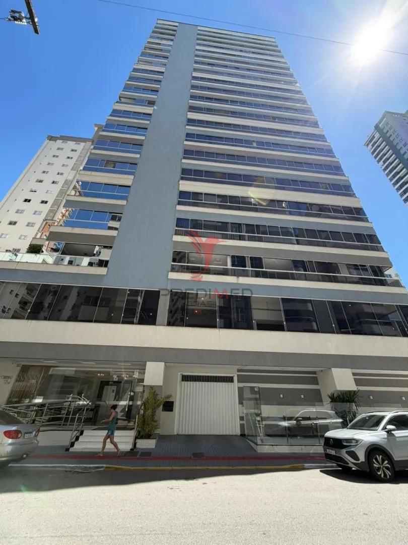 Edif&iacute;cio Santorini: Exclusividade e Luxo com 4 Su&iacute;tes no Cora&ccedil;&atilde;o de Meia Praia, Itapema Rua 250 - - 