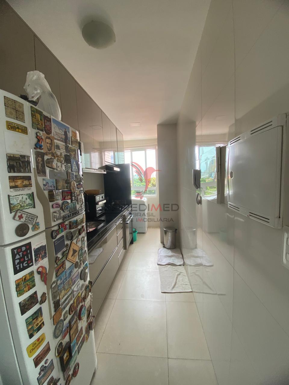 Apartamento de 2 Quartos, com 2 Vagas de Garagem, Varanda. Posi&ccedil;&atilde;o Sul. Em Tambauzinho Rua Saffa Said Abel da Cunha João Pessoa - 