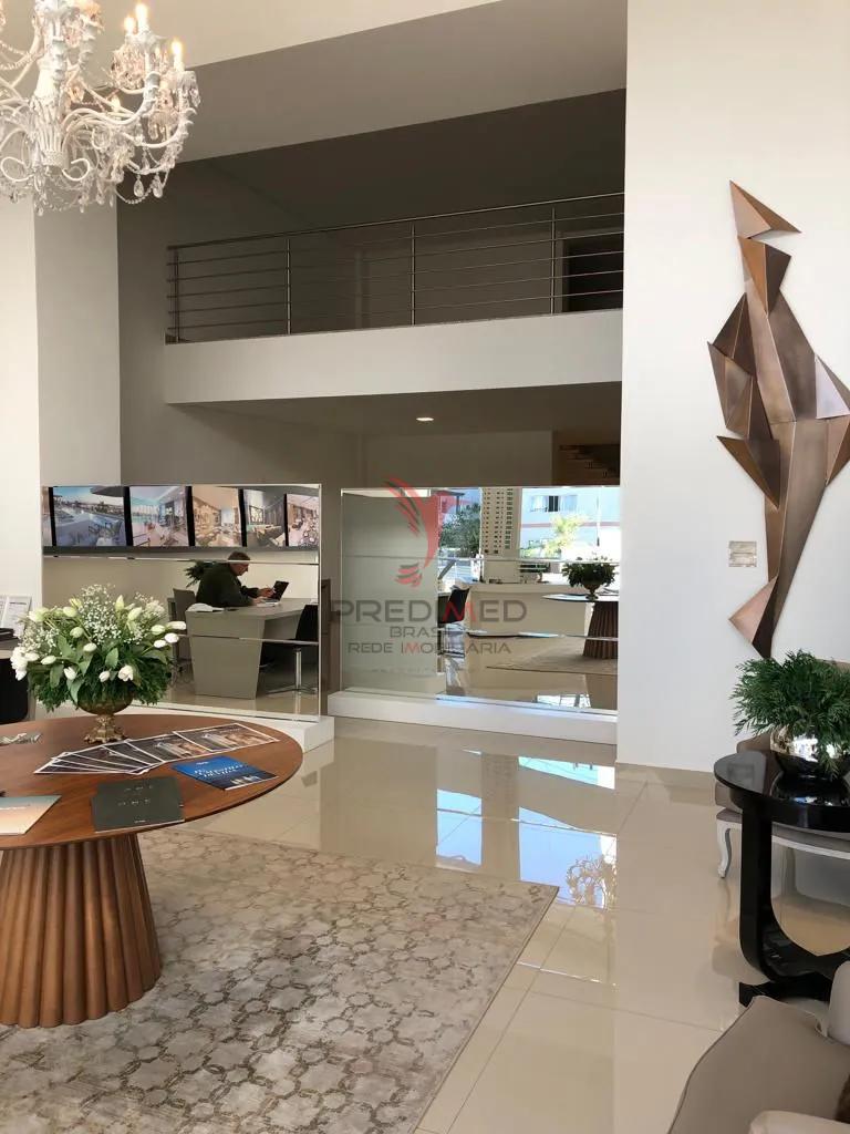 Oportunidade Premium: Sala Comercial no Phoenix Tower &ndash; Centro de Balne&aacute;rio Cambori&uacute; Rua 3700 - - 