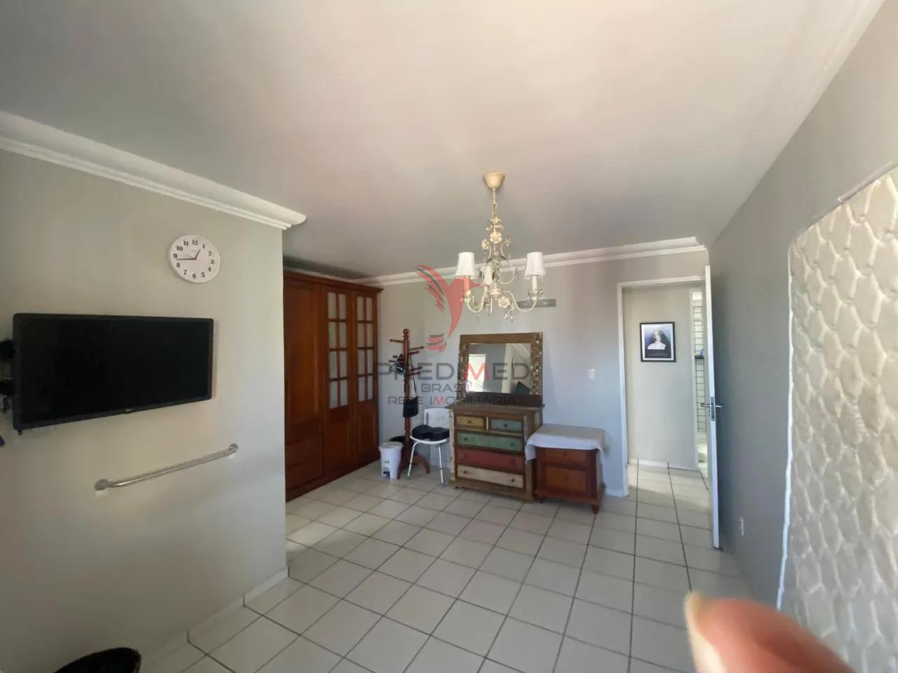 Apartamento em Tambau, 3 quartos, sendo 2 suites. 2 Vagas de Garagem  João Pessoa - 