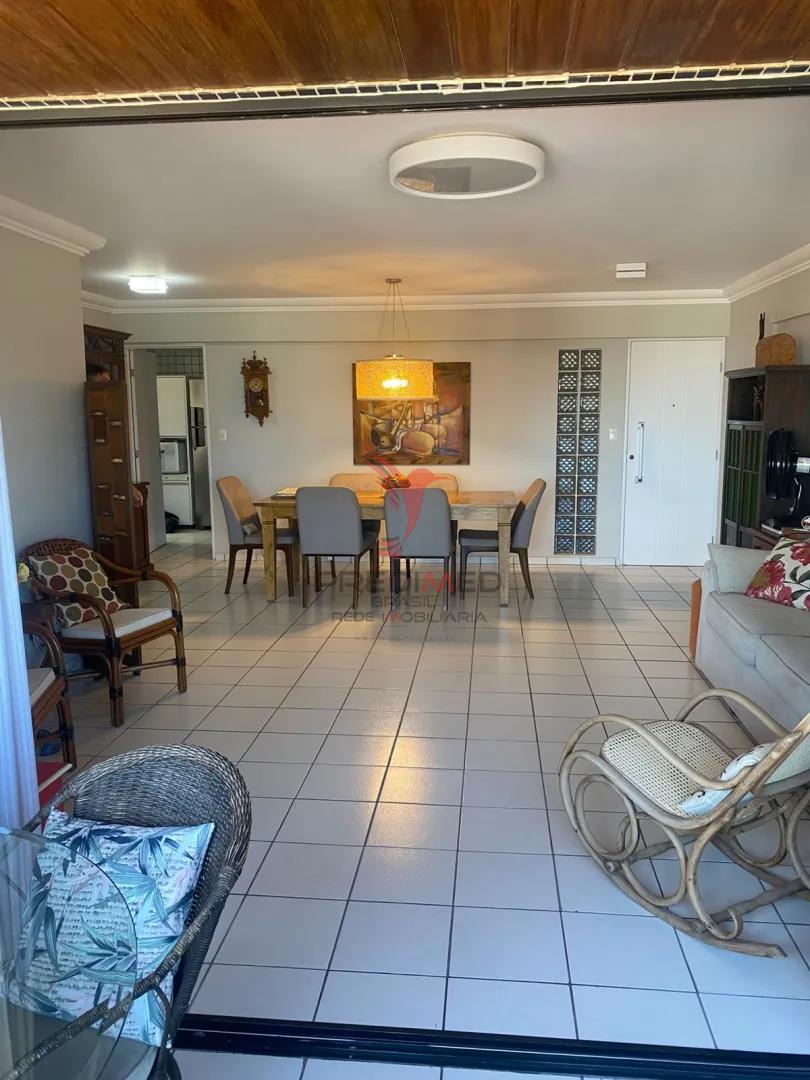 Apartamento em Tambau, 3 quartos, sendo 2 suites. 2 Vagas de Garagem  João Pessoa - 