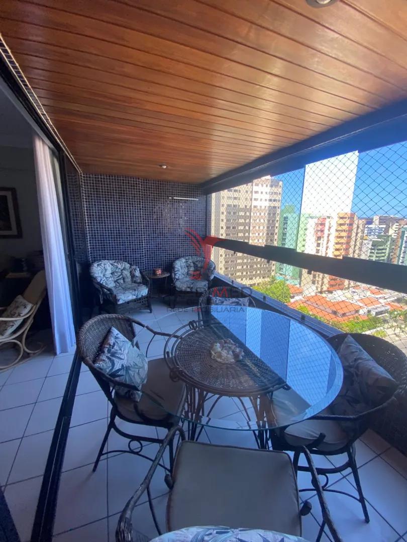 Apartamento em Tambau, 3 quartos, sendo 2 suites. 2 Vagas de Garagem  João Pessoa - 
