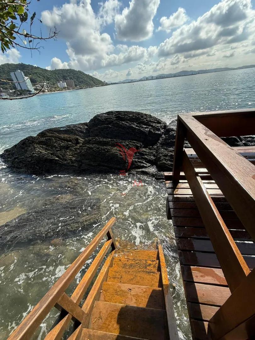 O Ep&iacute;tome do Luxo e Conforto em Cabe&ccedil;udas Rua Samuel Heusi Júnior - - 