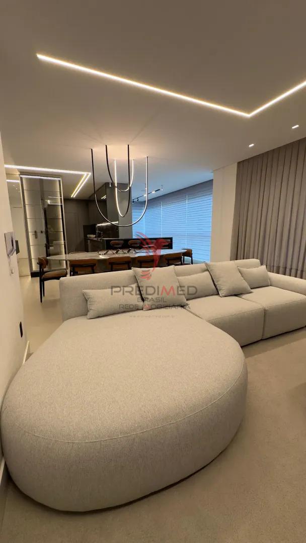 NIZUC Residence: O Privil&eacute;gio de Viver no Cora&ccedil;&atilde;o da Meia Praia  - - 