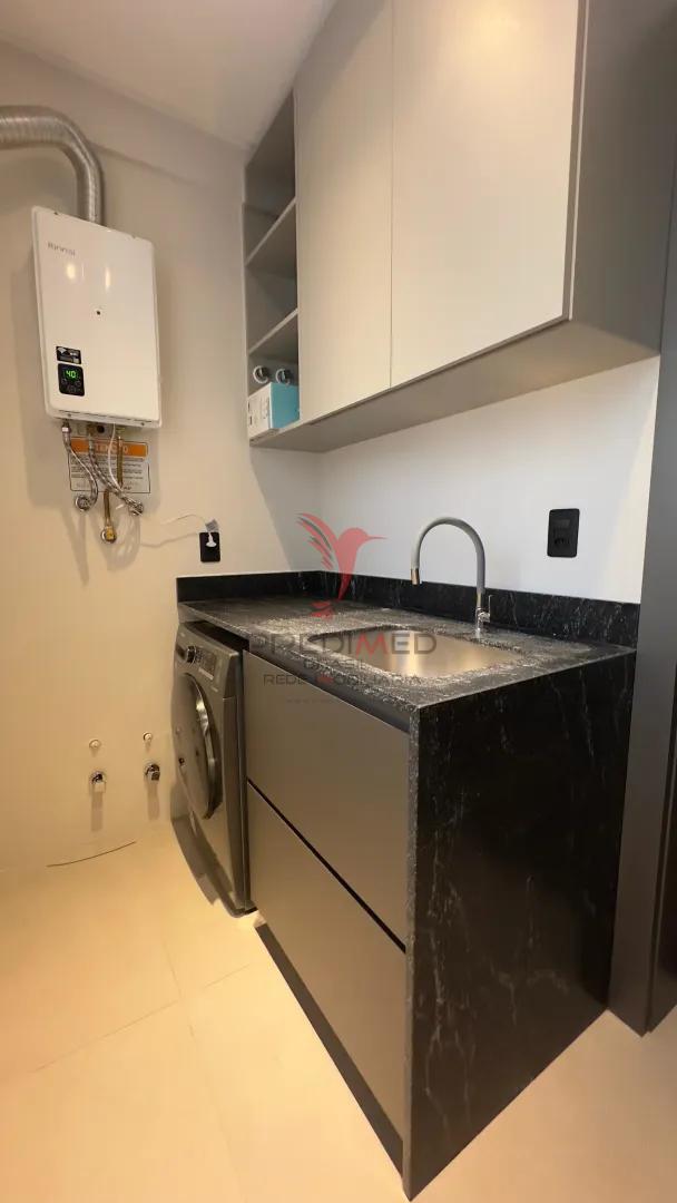 NIZUC Residence: O Privil&eacute;gio de Viver no Cora&ccedil;&atilde;o da Meia Praia  - - 