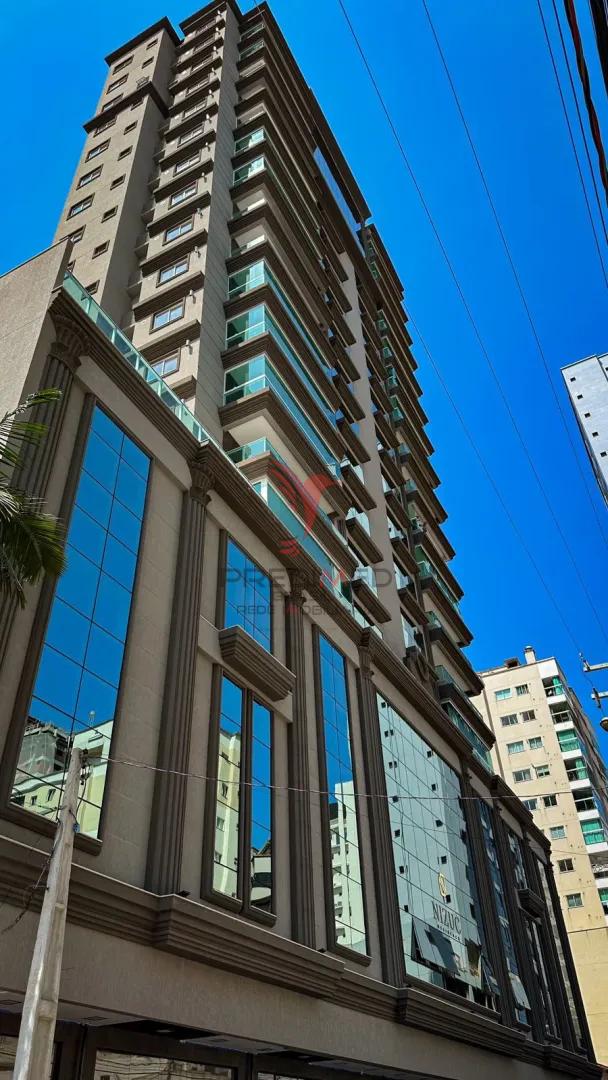 NIZUC Residence: O Privil&eacute;gio de Viver no Cora&ccedil;&atilde;o da Meia Praia  - - 