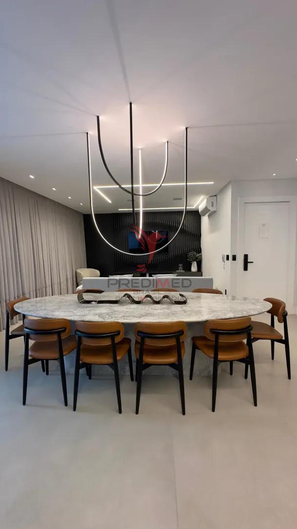 NIZUC Residence: O Privil&eacute;gio de Viver no Cora&ccedil;&atilde;o da Meia Praia  - - 