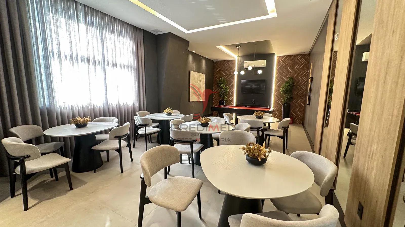 NIZUC Residence: O Privil&eacute;gio de Viver no Cora&ccedil;&atilde;o da Meia Praia  - - 