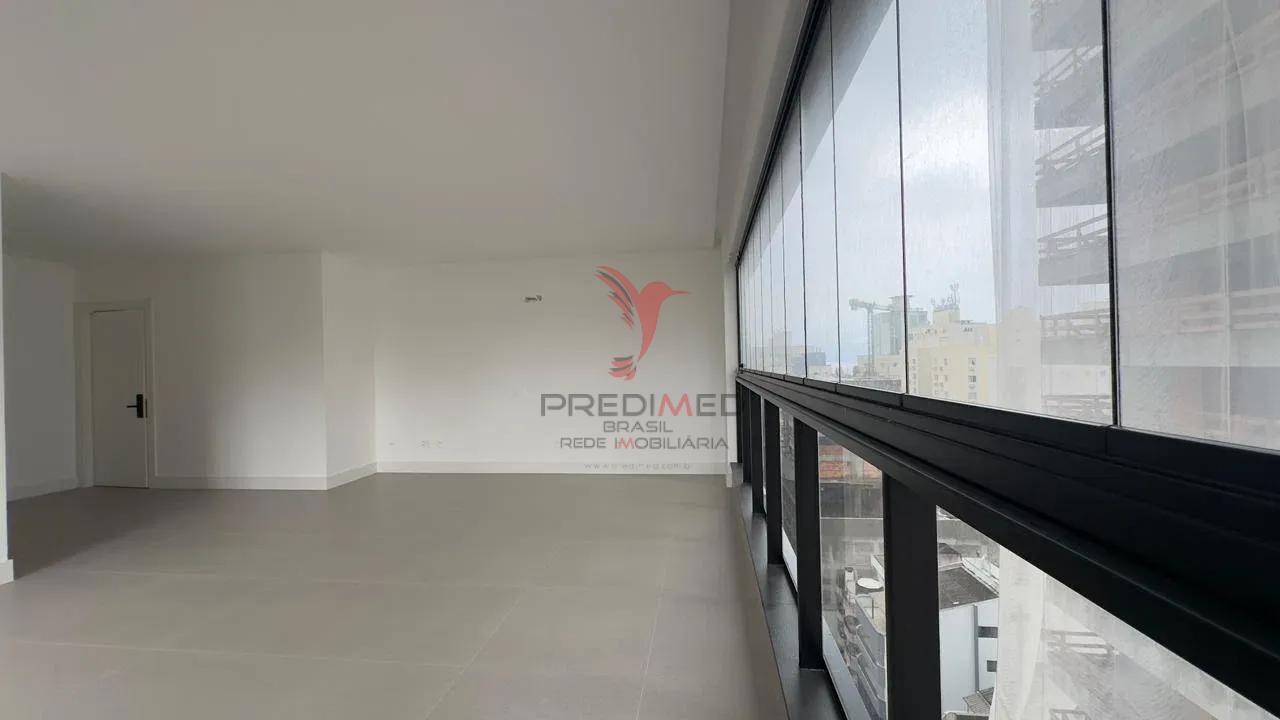 VANCOUVER Residence: O Equil&iacute;brio Perfeito entre Modernidade e Litoral  Itapema - 