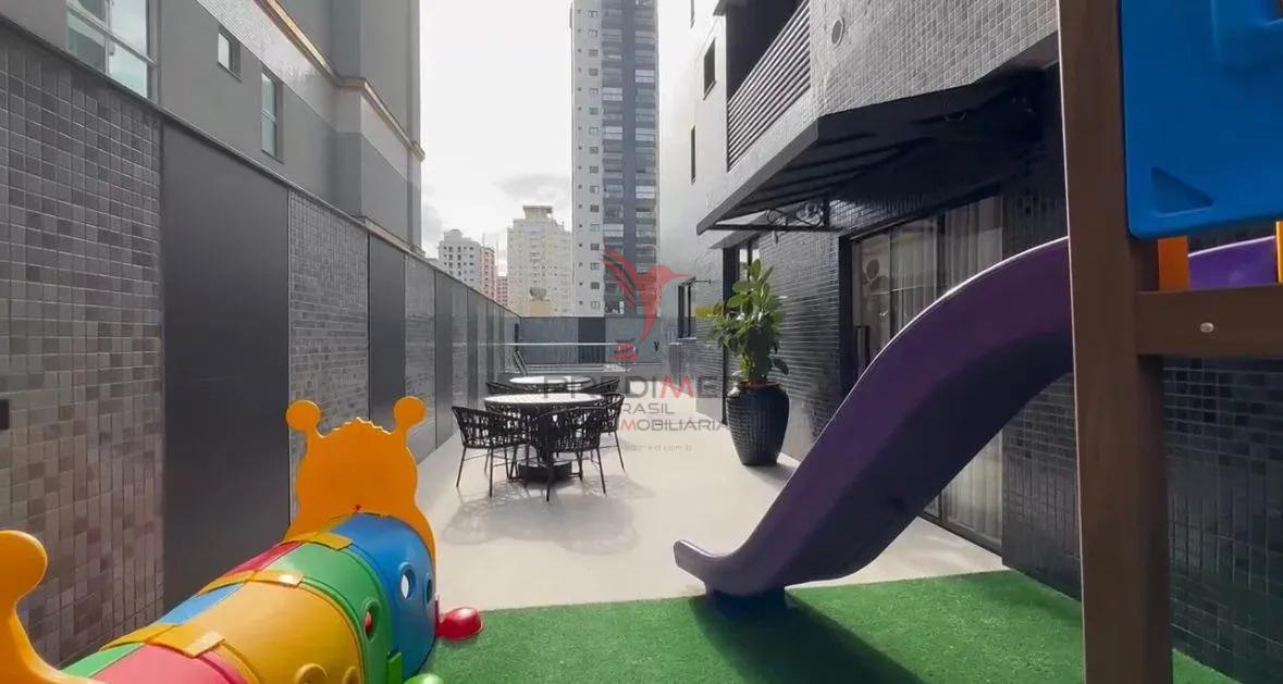 VANCOUVER Residence: O Equil&iacute;brio Perfeito entre Modernidade e Litoral  Itapema - 