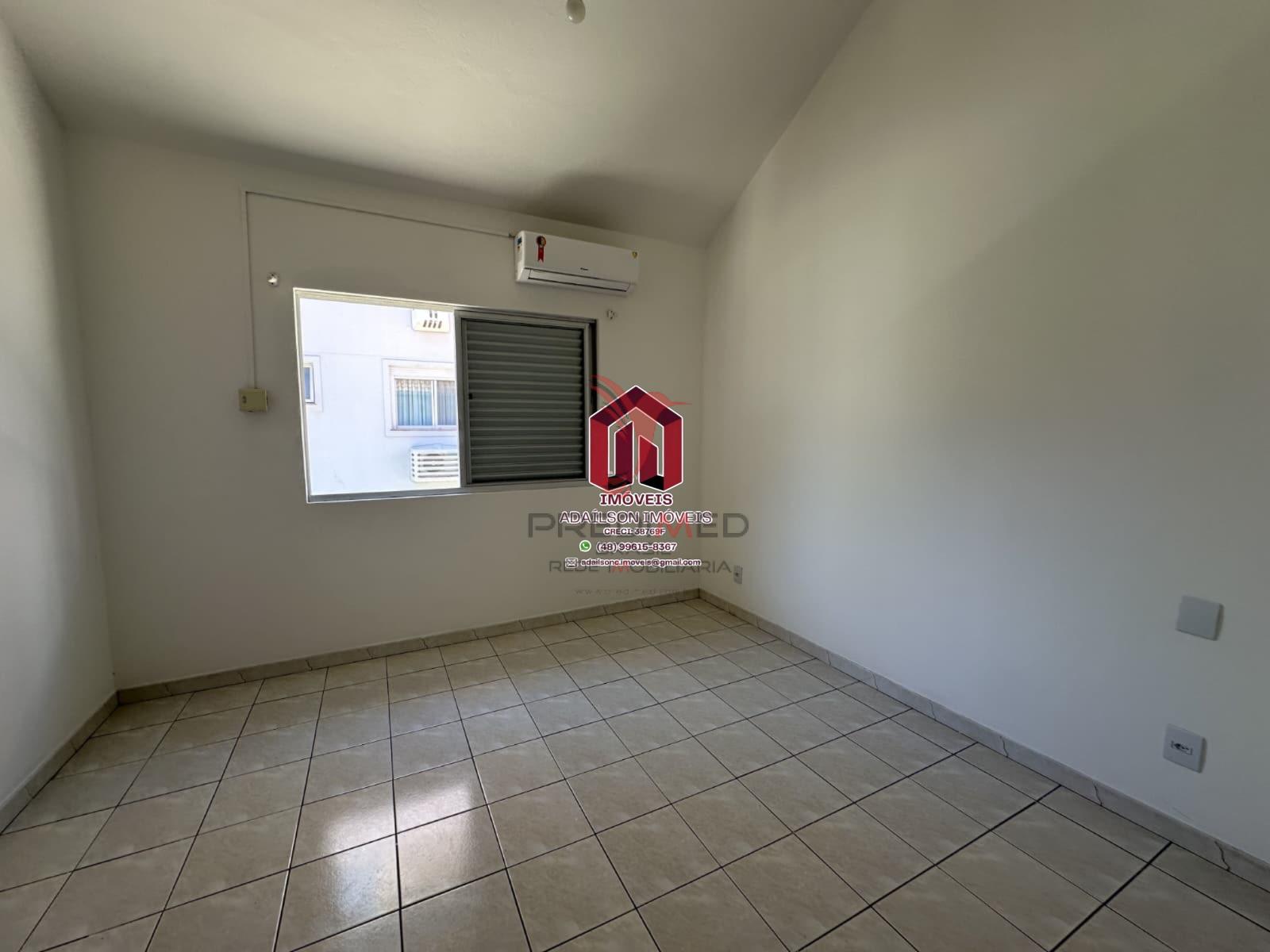 SOBRADOS COM 2 DORMITORIOS EM FLORIANOPLIS, NORTE DA ILHA 400MT DA PRAIA RUA DAS GAIVOTAS Rua Brisamar Florianópolis - 