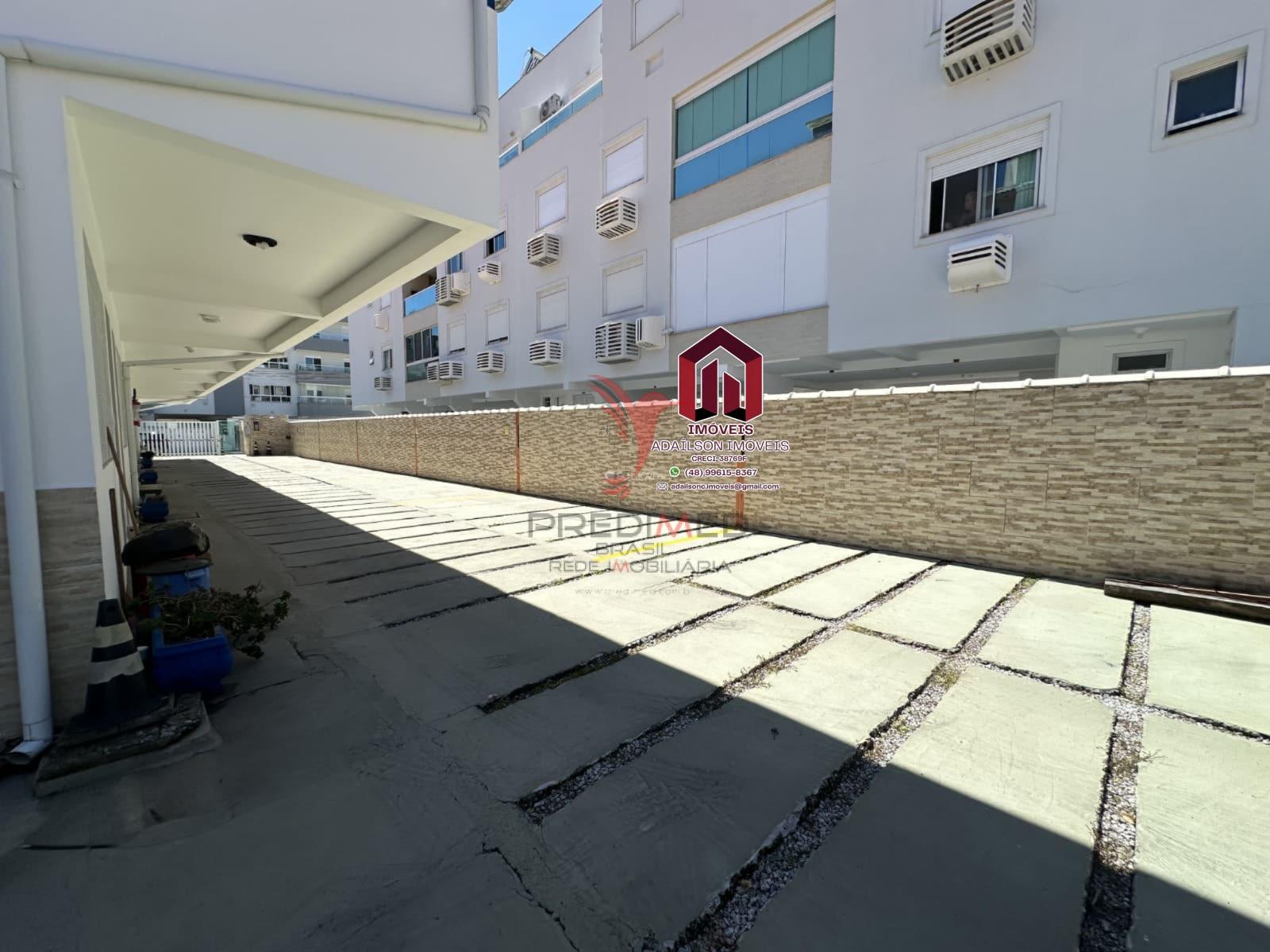 SOBRADOS COM 2 DORMITORIOS EM FLORIANOPLIS, NORTE DA ILHA 400MT DA PRAIA RUA DAS GAIVOTAS Rua Brisamar Florianópolis - 