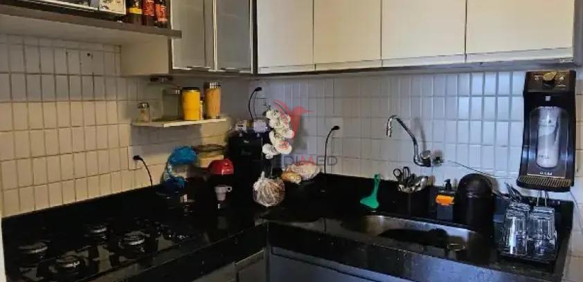 Apartamento com 2 Quartos , posi&ccedil;&atilde;o sul, sala para 2 ambientes ,  no Treze de Maio  - - 