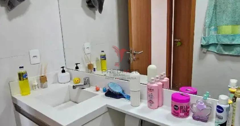 Apartamento com 2 Quartos , posi&ccedil;&atilde;o sul, sala para 2 ambientes ,  no Treze de Maio  - - 