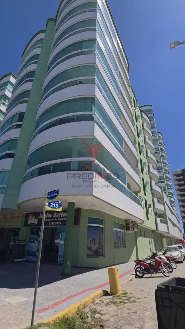 Amplitude e Conforto no Cora&ccedil;&atilde;o da Meia Praia Rua 215 - - 