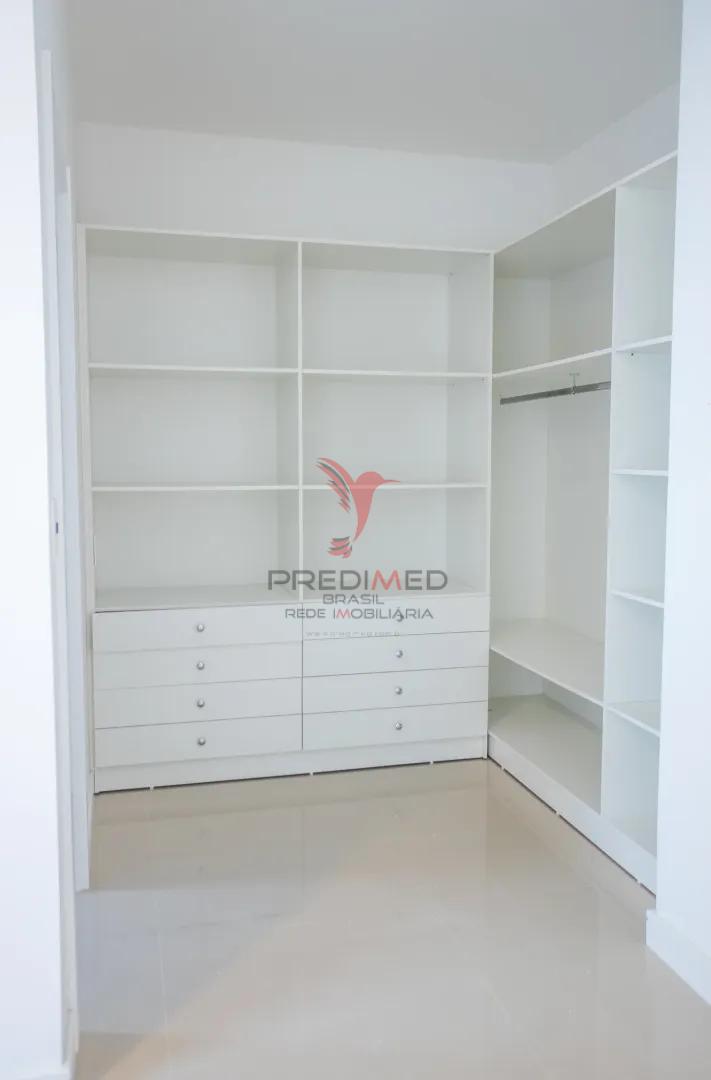 Edif&iacute;cio Magestic: Amplitude e Exclusividade na Meia Praia Rua 276 - - 