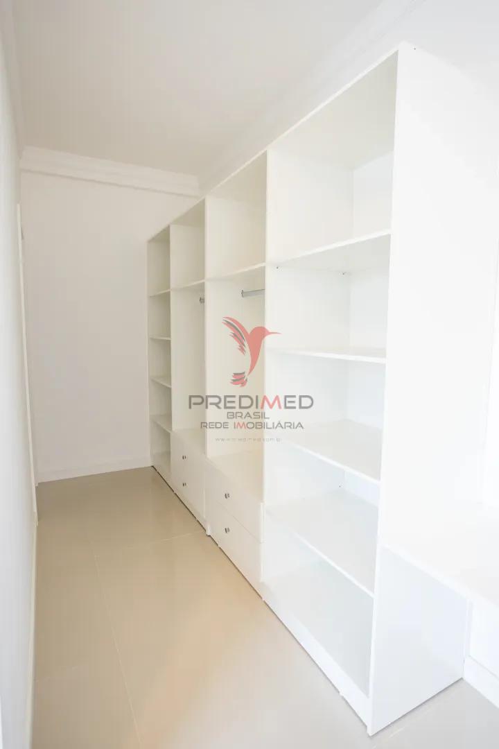 Edif&iacute;cio Magestic: Amplitude e Exclusividade na Meia Praia Rua 276 - - 