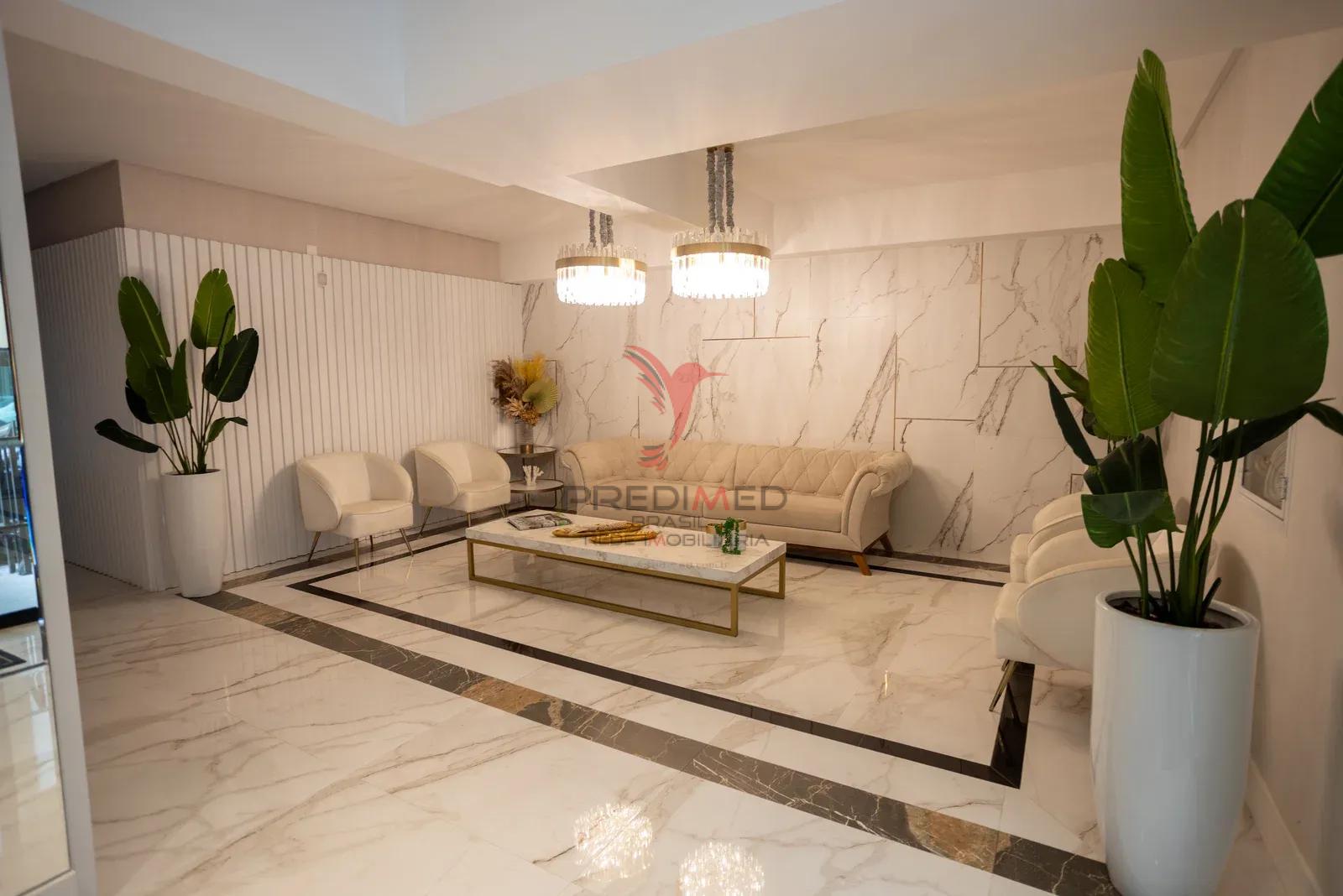 Edif&iacute;cio Magestic: Amplitude e Exclusividade na Meia Praia Rua 276 - - 