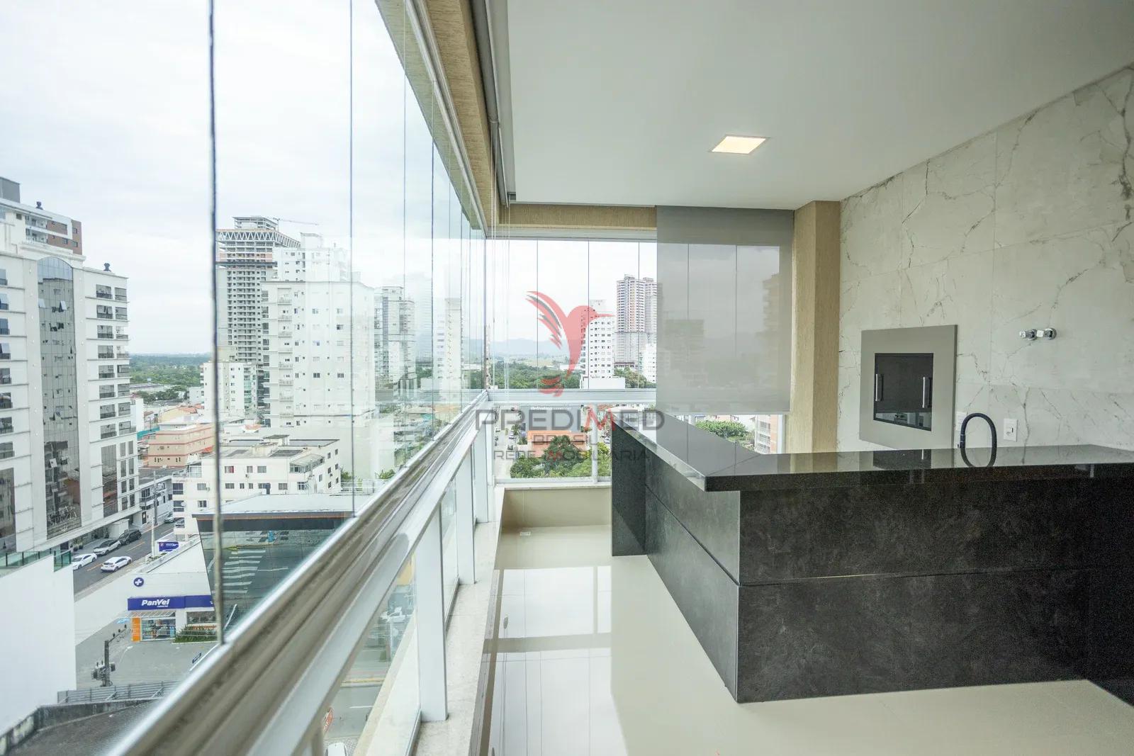 Edif&iacute;cio Magestic: Amplitude e Exclusividade na Meia Praia Rua 276 - - 