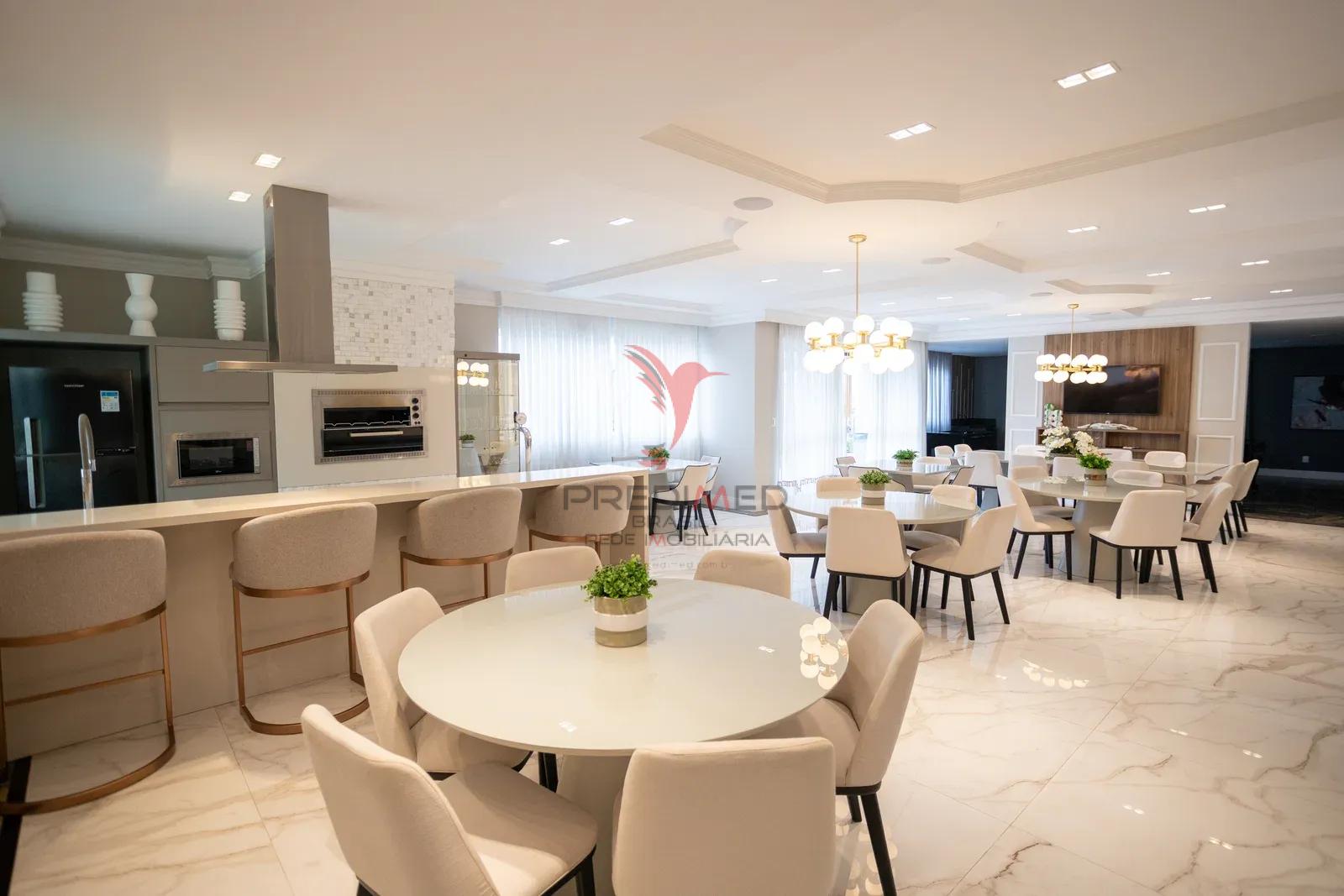 Edif&iacute;cio Magestic: Amplitude e Exclusividade na Meia Praia Rua 276 - - 