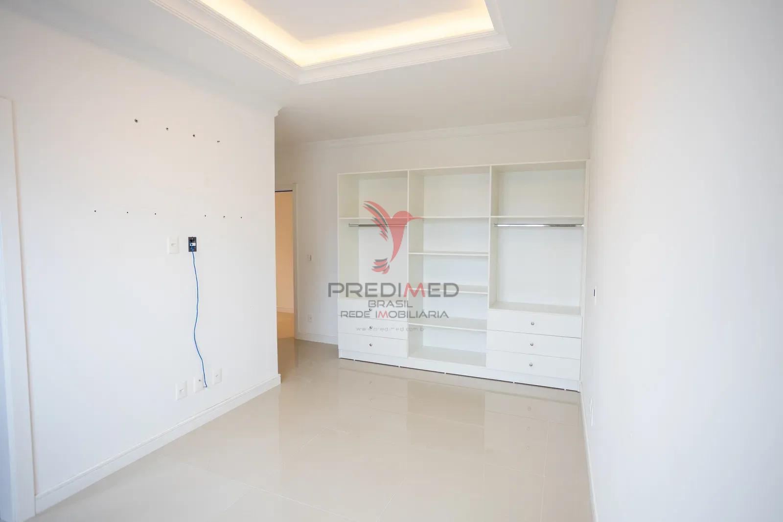 Edif&iacute;cio Magestic: Amplitude e Exclusividade na Meia Praia Rua 276 - - 